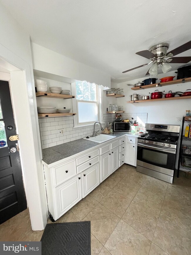 206 W Plumstead Ave, Lansdowne, PA 19050 - photo 7