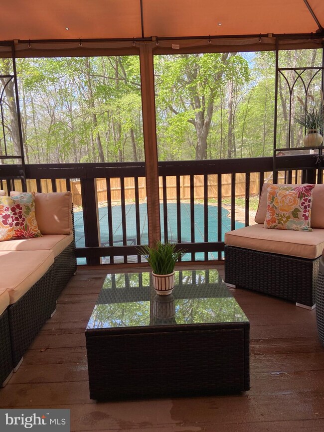 unlisted-address, Woodbridge, VA 22193 - photo 3