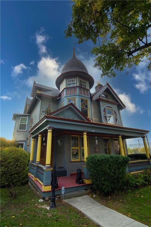 Beautiful architectural details throughout!