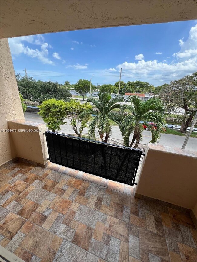 1075 W 68th St unit 218, Hialeah, FL 33014 - photo 7