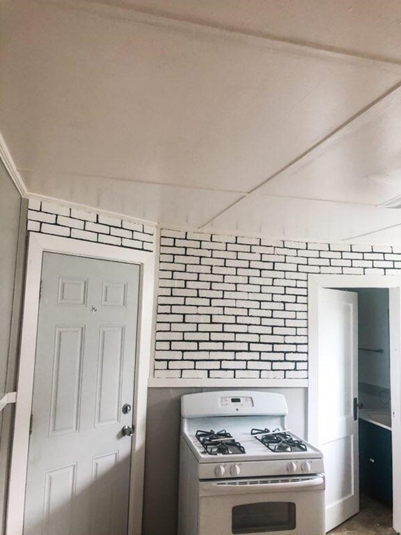 26 Westland St unit 1, Methuen, MA 01844 - photo 4