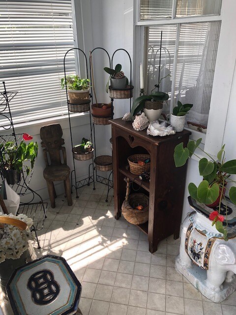 Sun porch