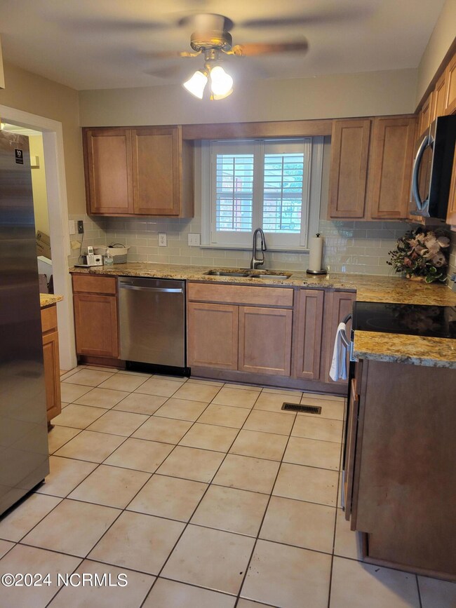 900 Welsh Ln, Jacksonville, NC 28546 - photo 7