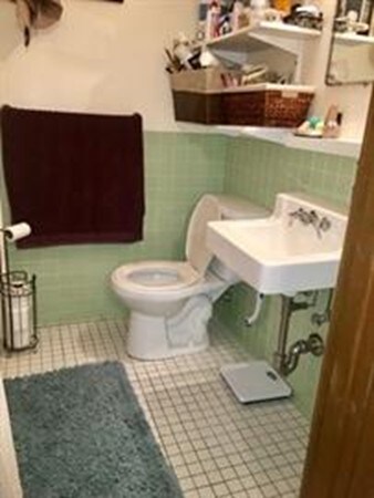 96 Puritan Rd unit 1R, Swampscott, MA 01907 - photo 4