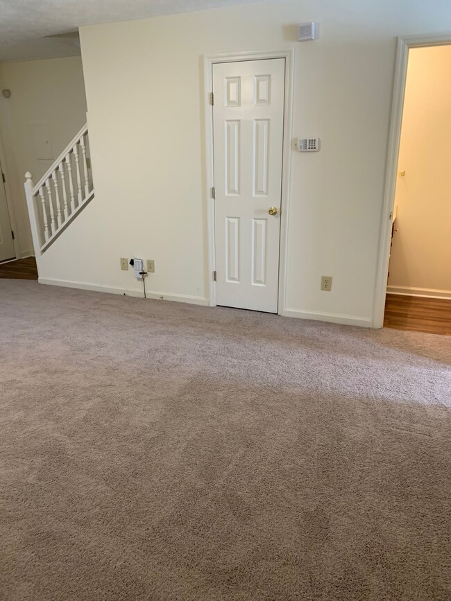 608 Moody Ct unit B, Lebanon, TN 37087 - photo 5