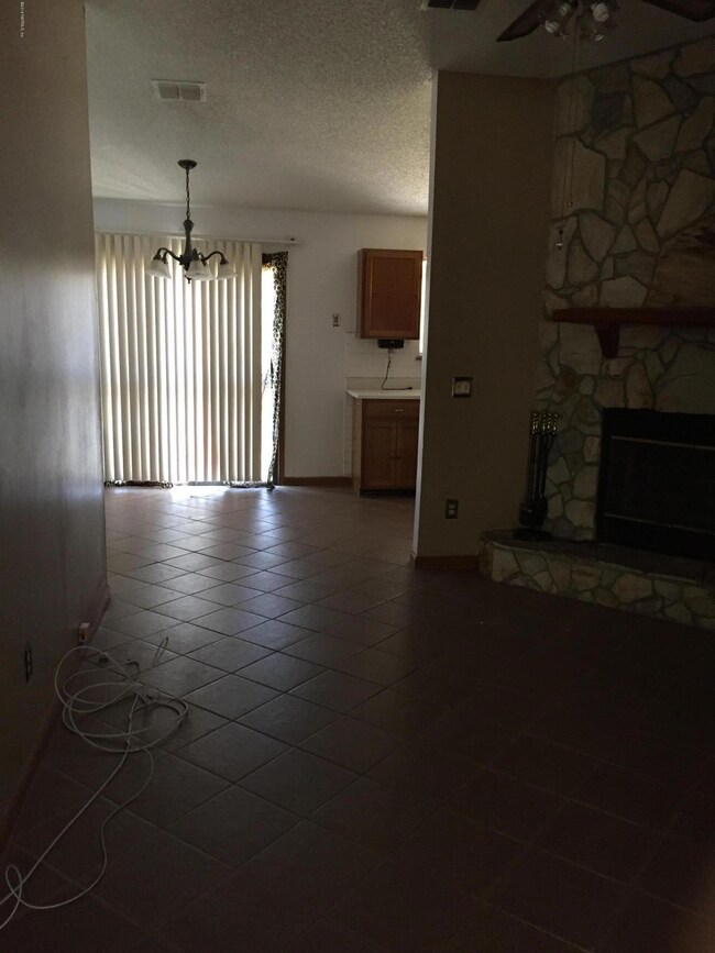 4050 Ricker Rd, Jacksonville, FL 32210 - photo 4