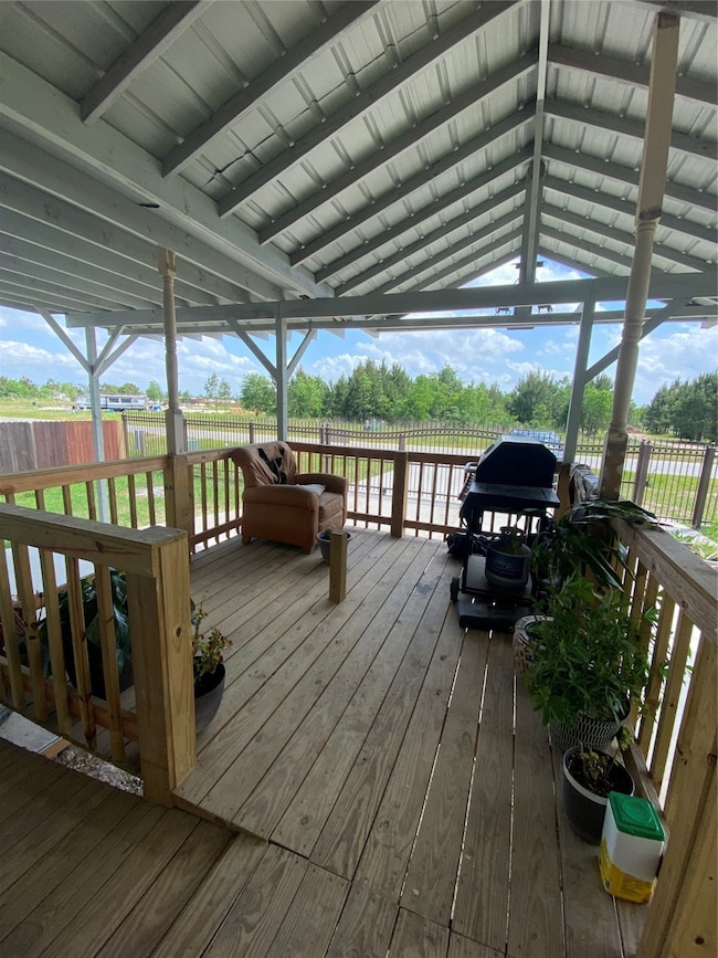 Spacious porch