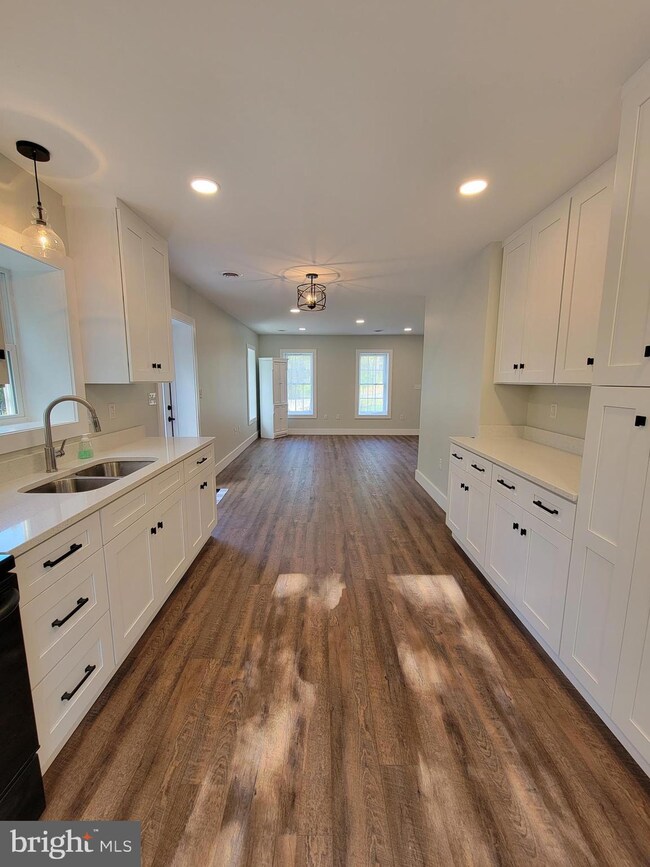 4306 Jacks Mill Rd, Chambersburg, PA 17202 - photo 7