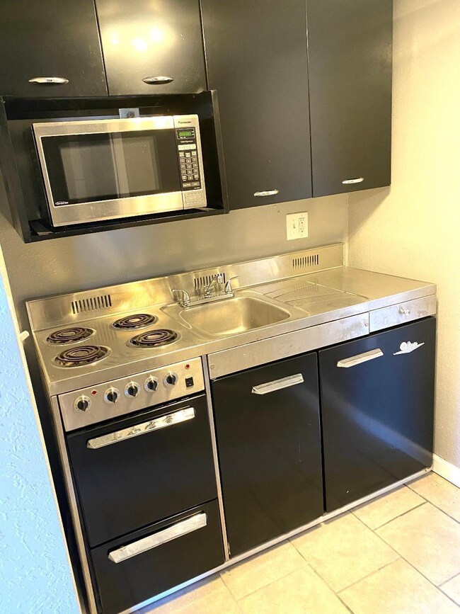 801 Indiana St, Bicknell, IN 47512 - photo 7