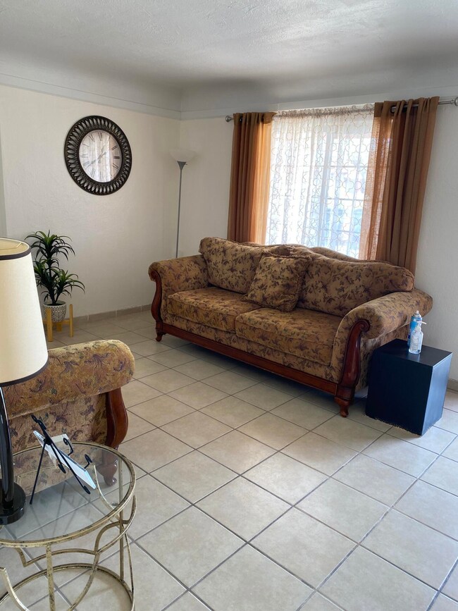 7552 Taxco Dr, El Paso, TX 79915 - photo 5