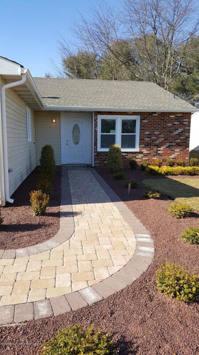 6 Long Rd, Freehold, NJ 07728 - photo 3