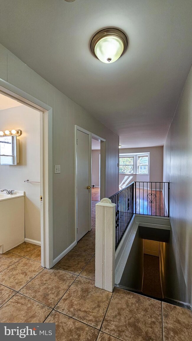 124 N 52nd St unit 2, Philadelphia, PA 19139 - photo 4