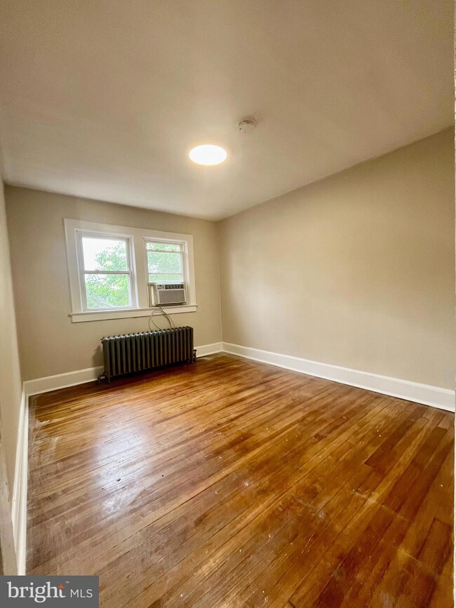 1100 Prospect St unit 2, Ewing, NJ 08638 - photo 4