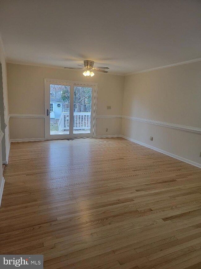 134 Oakwood Dr, Stafford, VA 22554 - photo 5