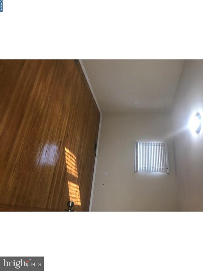 24 Walnut Dr, Burlington, NJ 08016 - photo 3