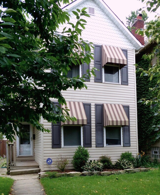 401 E Jenkins Ave, Columbus, OH 43207 - photo 2