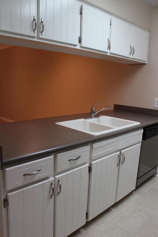 Solid wood, white cabinets & gray countertops