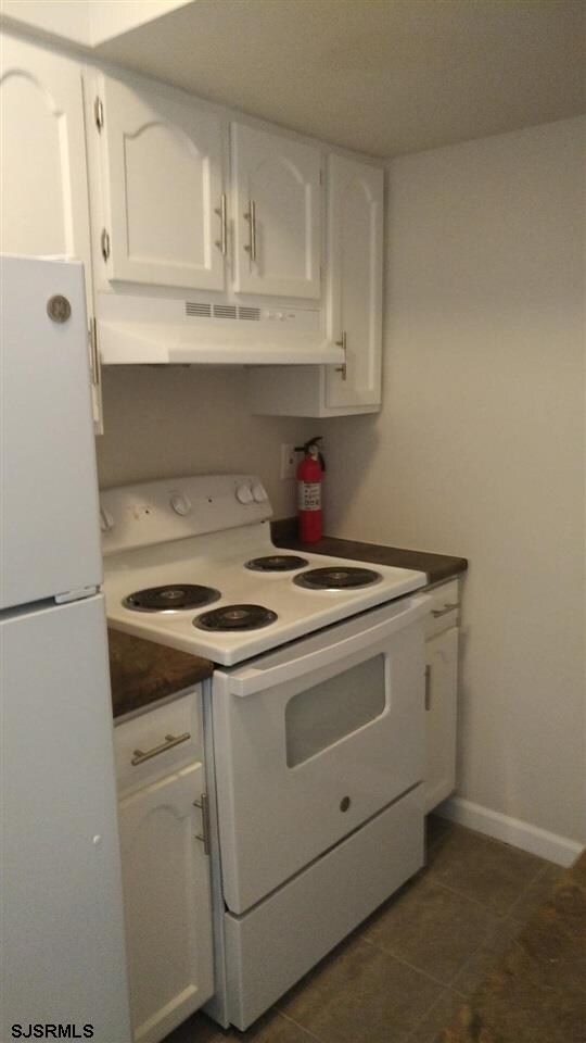 4824 Brecknock Ct, Mays Landing, NJ 08330 - photo 3