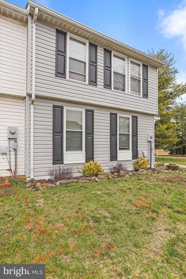 1548 Iris Ct, Hagerstown, MD 21740 - photo 3