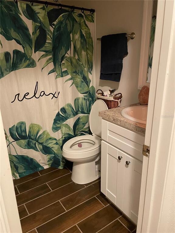 2242 Bathroom