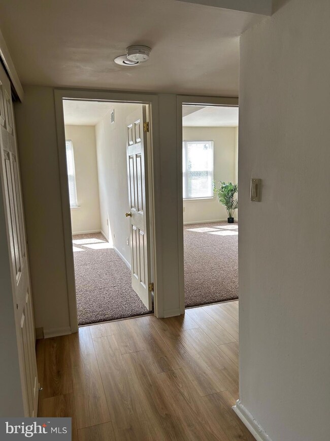 331 Preston Ave unit 601, Voorhees, NJ 08043 - photo 5