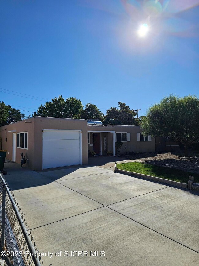 5010 Loma Alta Dr, Farmington, NM 87402 - photo 2