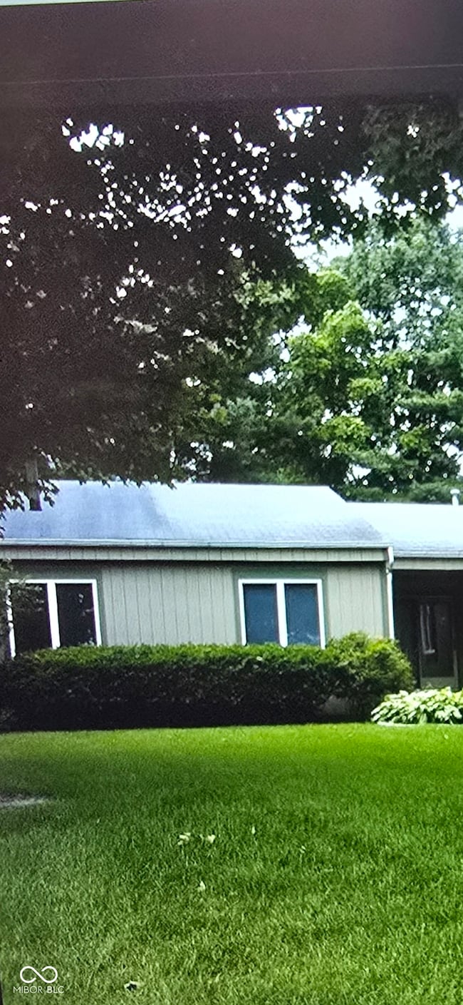 50703 Turtle Ct, Elkhart, IN 46514 - photo 2