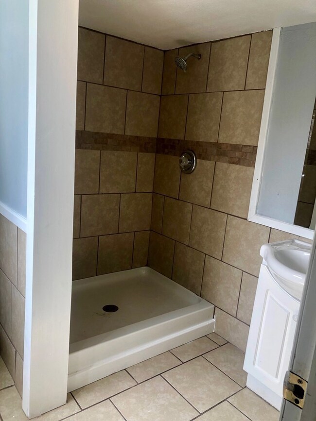 1219 Caylor Rd NE, Dalton, GA 30721 - photo 2