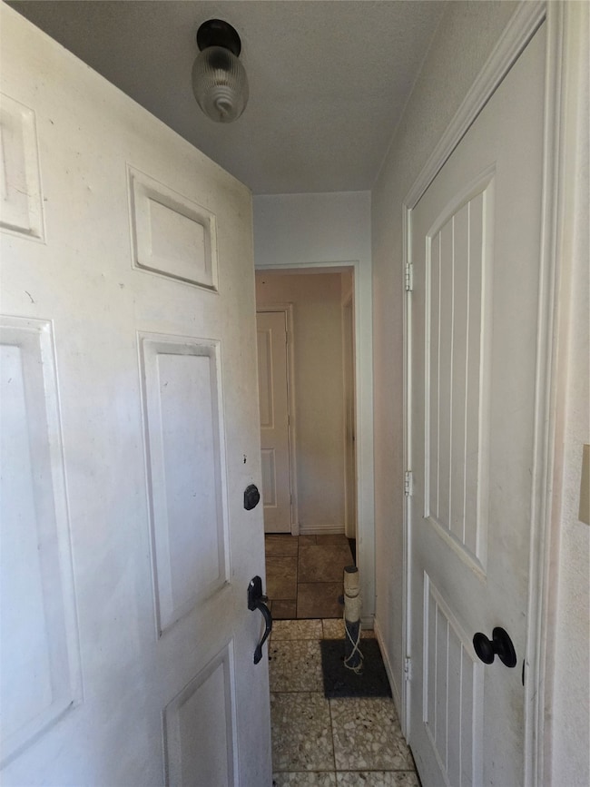 222 W Shady Grove Rd unit 222 East unit, Irving, TX 75060 - photo 4