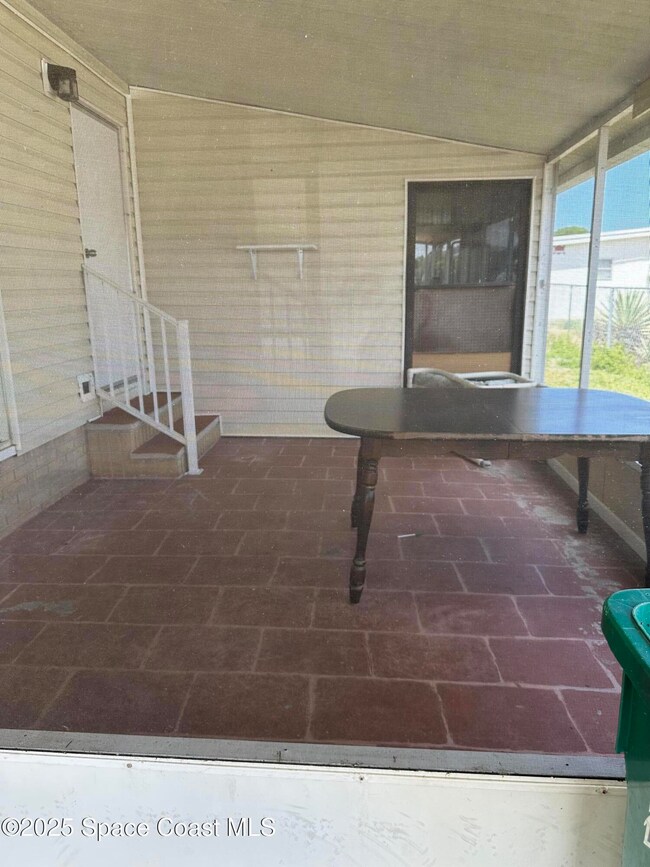 screened porch