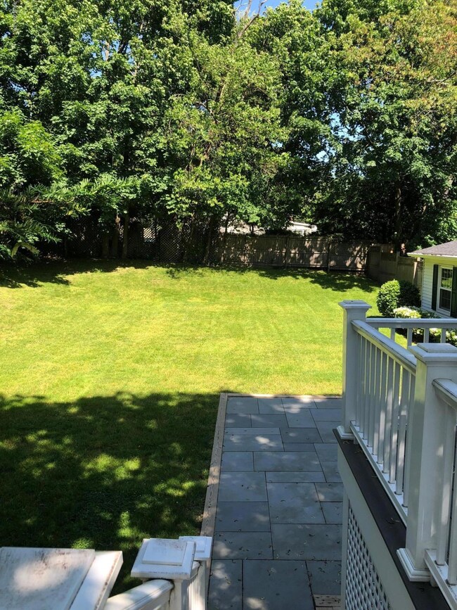 517 E Putnam Ave, Greenwich, CT 06830 - photo 5