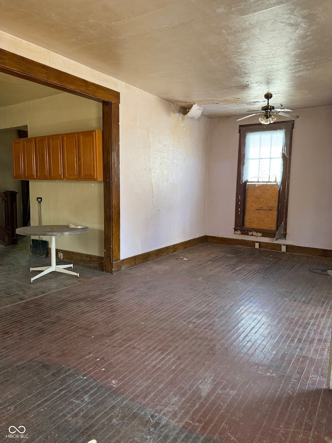 305 S Proud St, Muncie, IN 47305 - photo 4