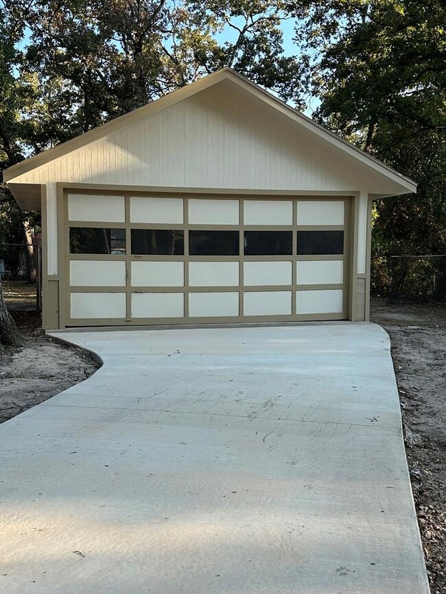 257 Bois d Arc St, Lufkin, TX 75904 - photo 5