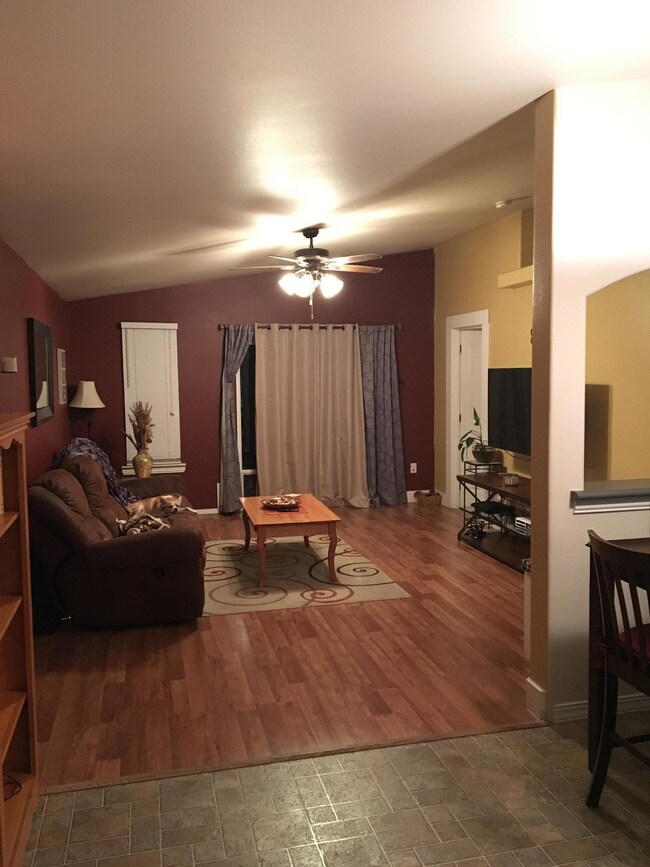 3818 Valley Meadows Dr, White City, OR 97503 - photo 4