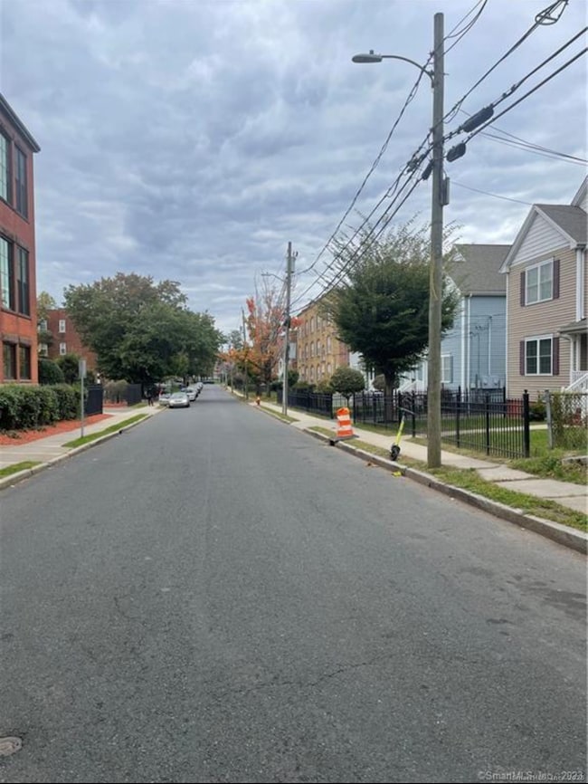 18 School St unit 20, Hartford, CT 06106 - photo 2