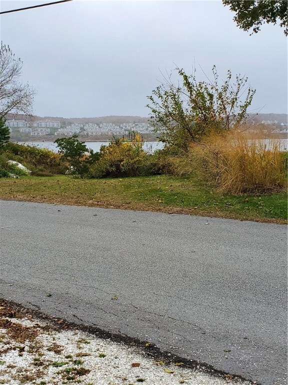 1288 Anthony Rd, Portsmouth, RI 02871 - photo 2