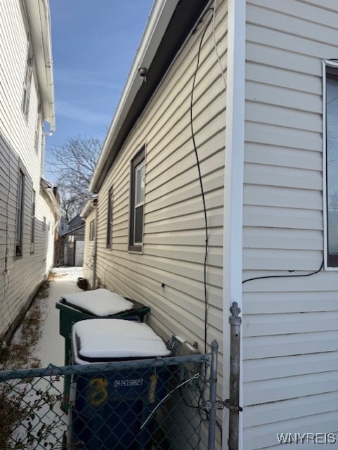 81 Kentucky St, Buffalo, NY 14204 - photo 4