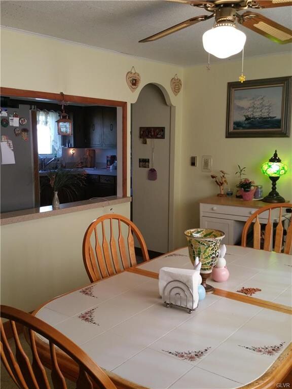 2004 S Apple St, Whitehall, PA 18052 - photo 4