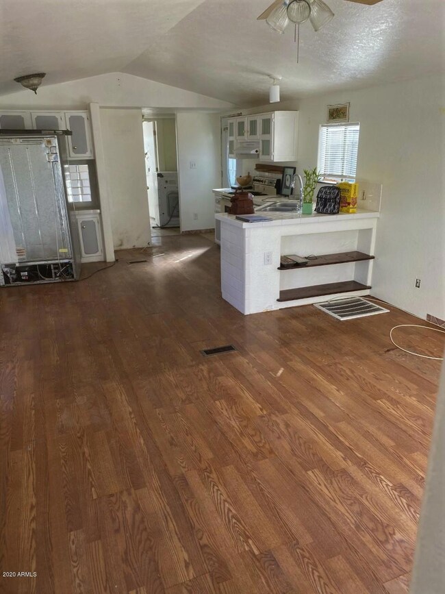 Kitchen Family Room