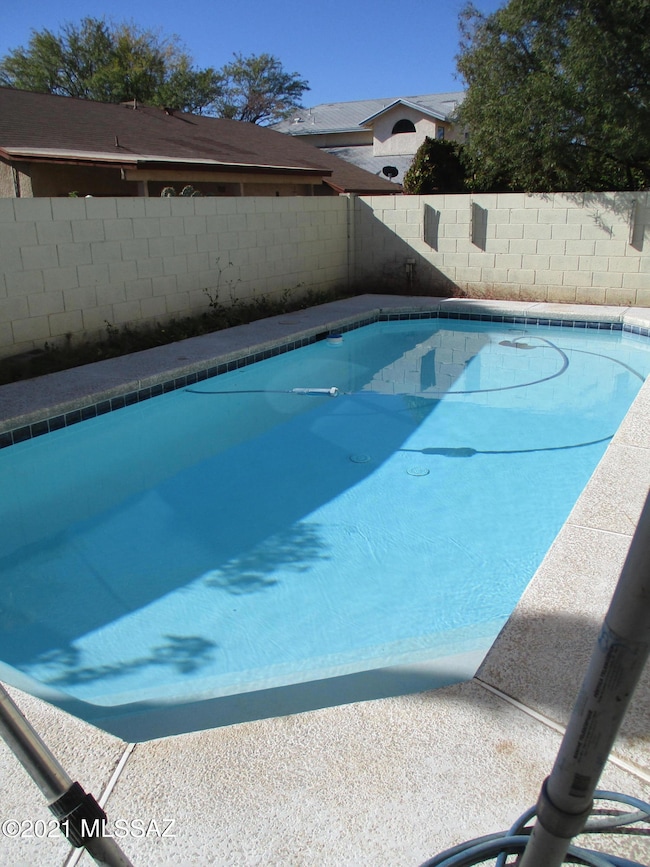 2681 W Camino Del Deseo, Tucson, AZ 85742 - photo 2