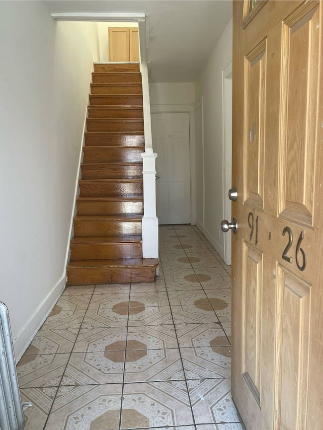 91-26 183rd St, Hollis, NY 11423 - photo 2