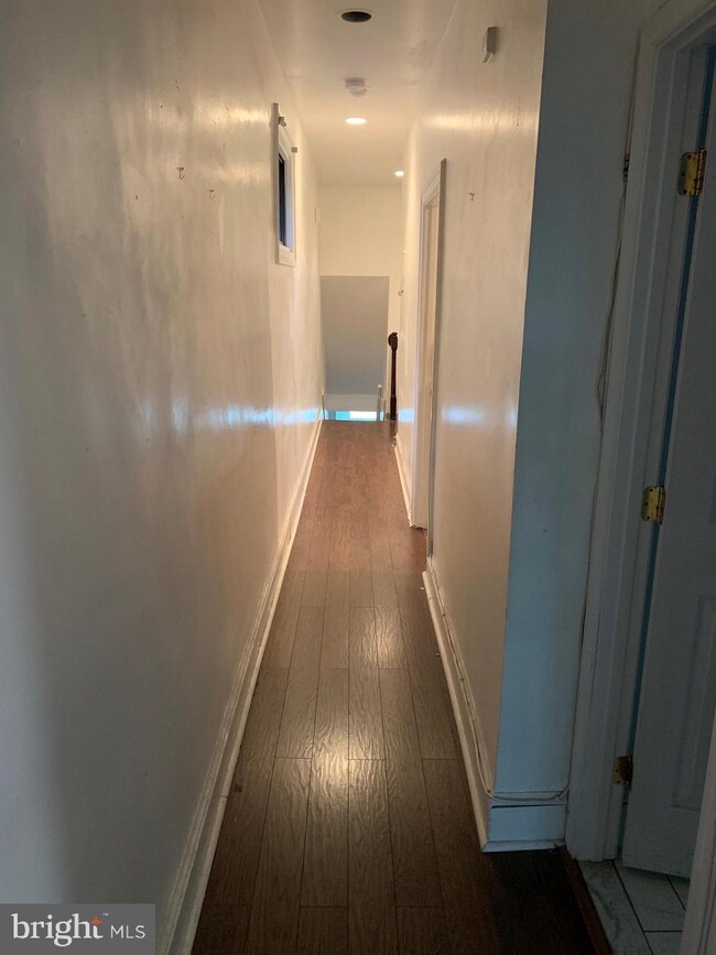 309 R St NW unit 2, Washington, DC 20001 - photo 4