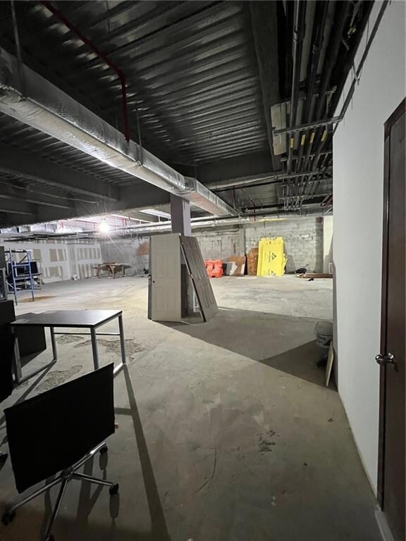 110 Thatford Ave unit 3, Brooklyn, NY 11212 - photo 4