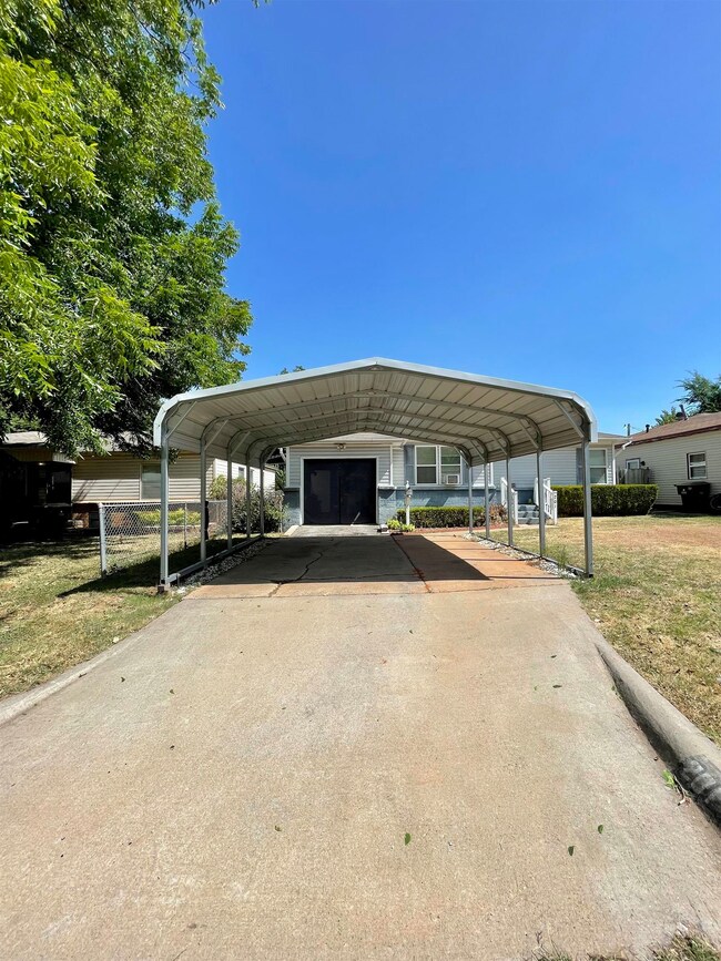 201 E Elder Ave, Duncan, OK 73533 - photo 3