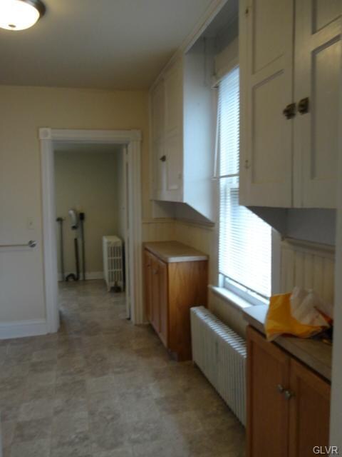 208 Mauch Chunk St unit 1st Floor, Nazareth, PA 18064 - photo 4