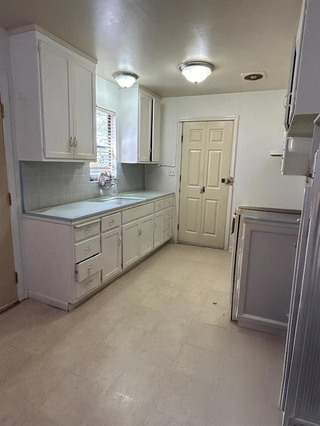 3668 Lowry Dr, North Highlands, CA 95660 - photo 6