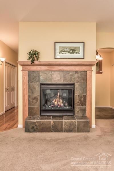 843 NW 17th St, Redmond, OR 97756 - photo 6