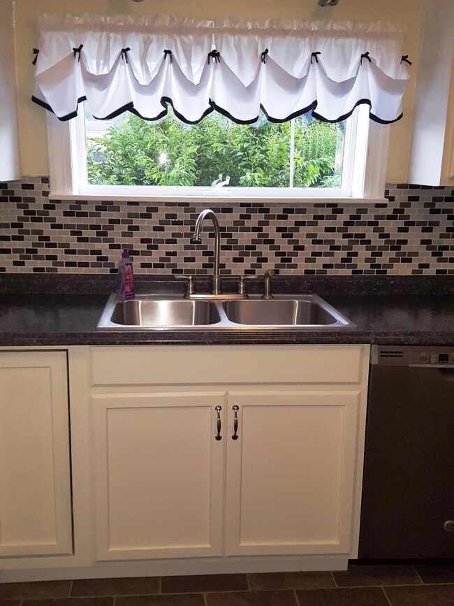 1131 Main Rd, Lehighton, PA 18235 - photo 7