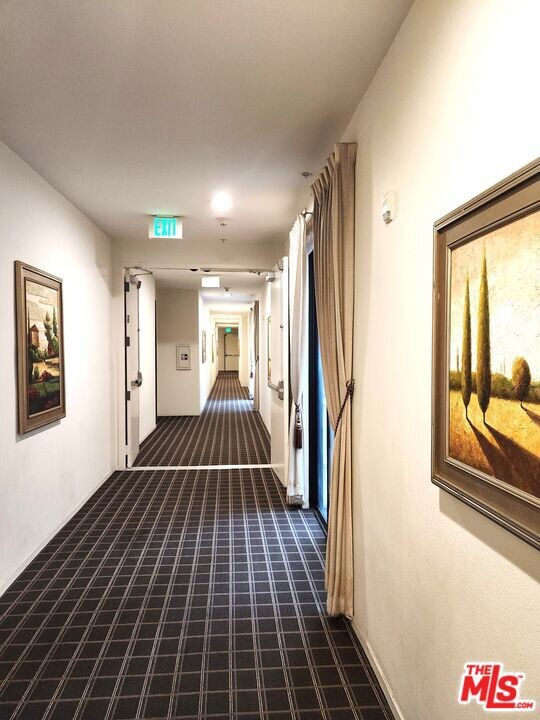 Barcelona Towers unit 309, Los Angeles, CA 90005 - photo 3