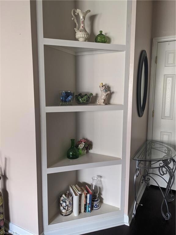Built-in shelves
